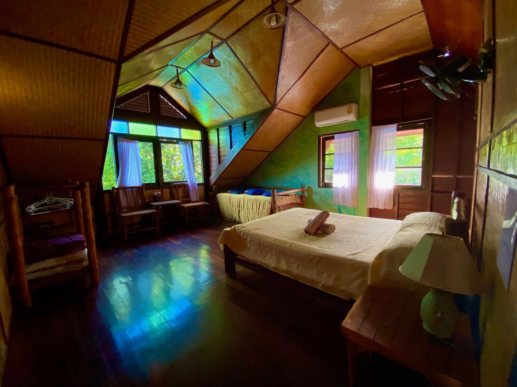 Shanti Lodge Phuket Chalong Eksteriør bilde