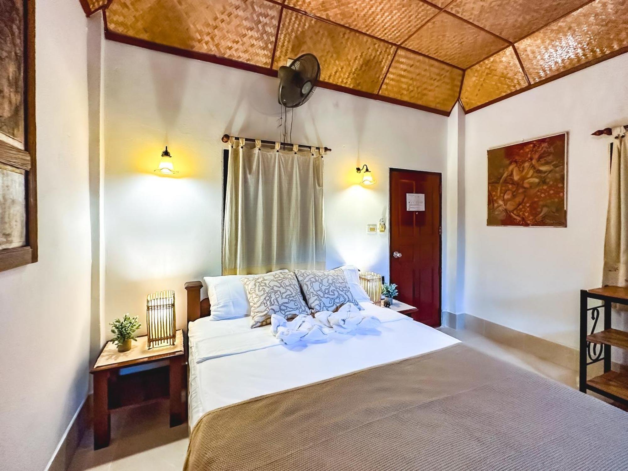 Shanti Lodge Phuket Chalong Eksteriør bilde